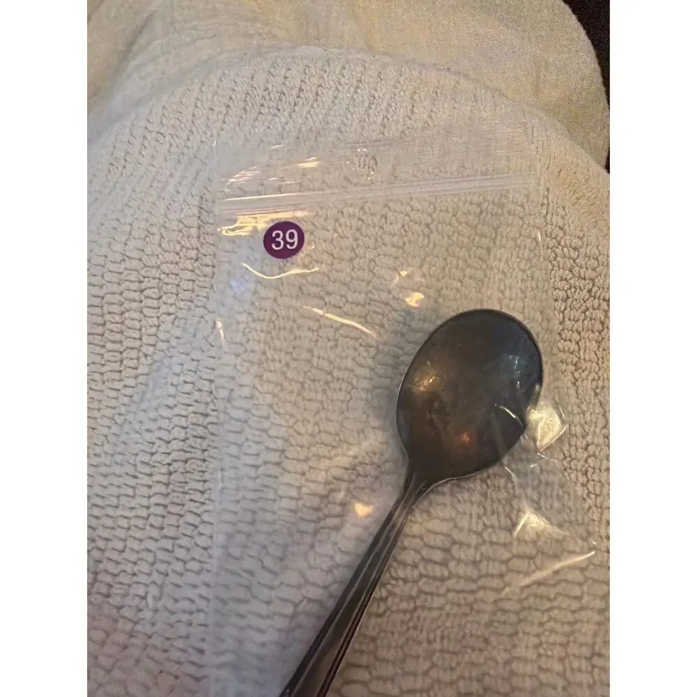 Vintage Oneida 1881 Rogers Silverplate Demitasse Coffee Tea Spoon Floral 4.5